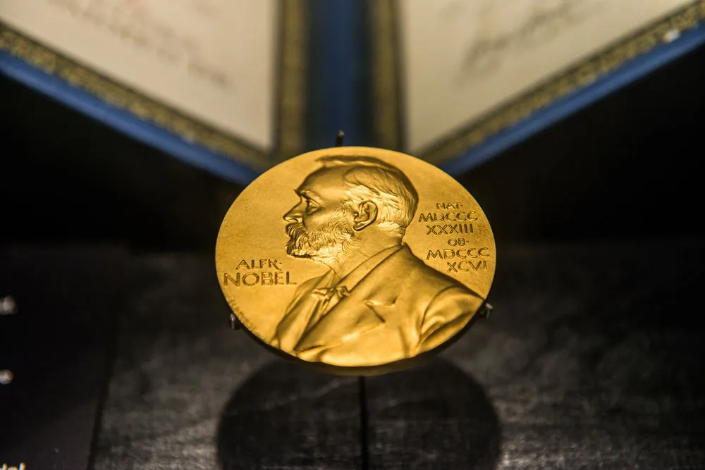 side physics medals chemistry Nobel Prize literature