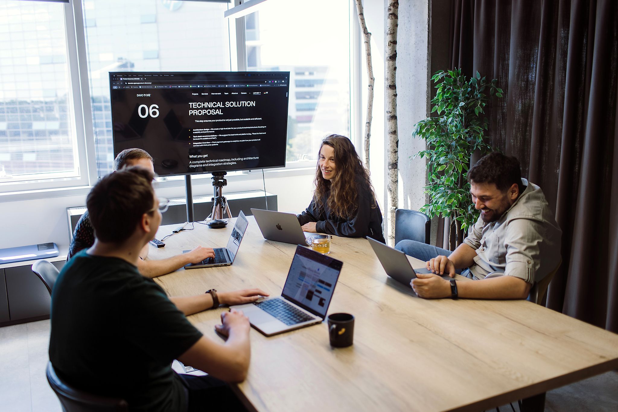 meeting room clean sharp under 1mb