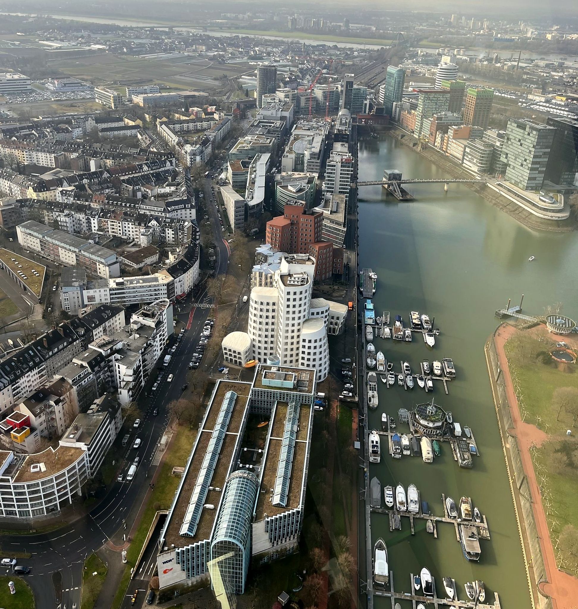 city aerial clean sharp under 1mb