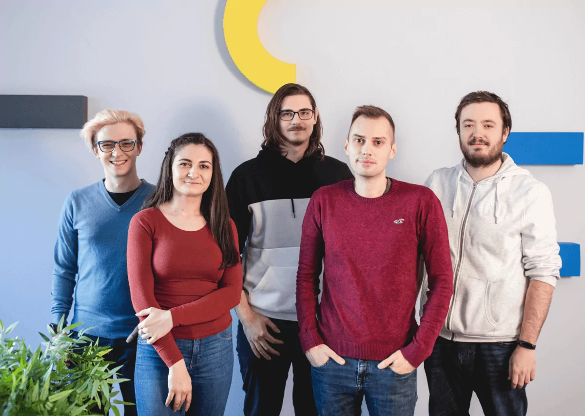 How to manage your own dedicated software development team 1